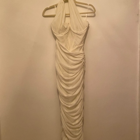 House of CB White One-Shoulder Dress - Picture 5 of 10